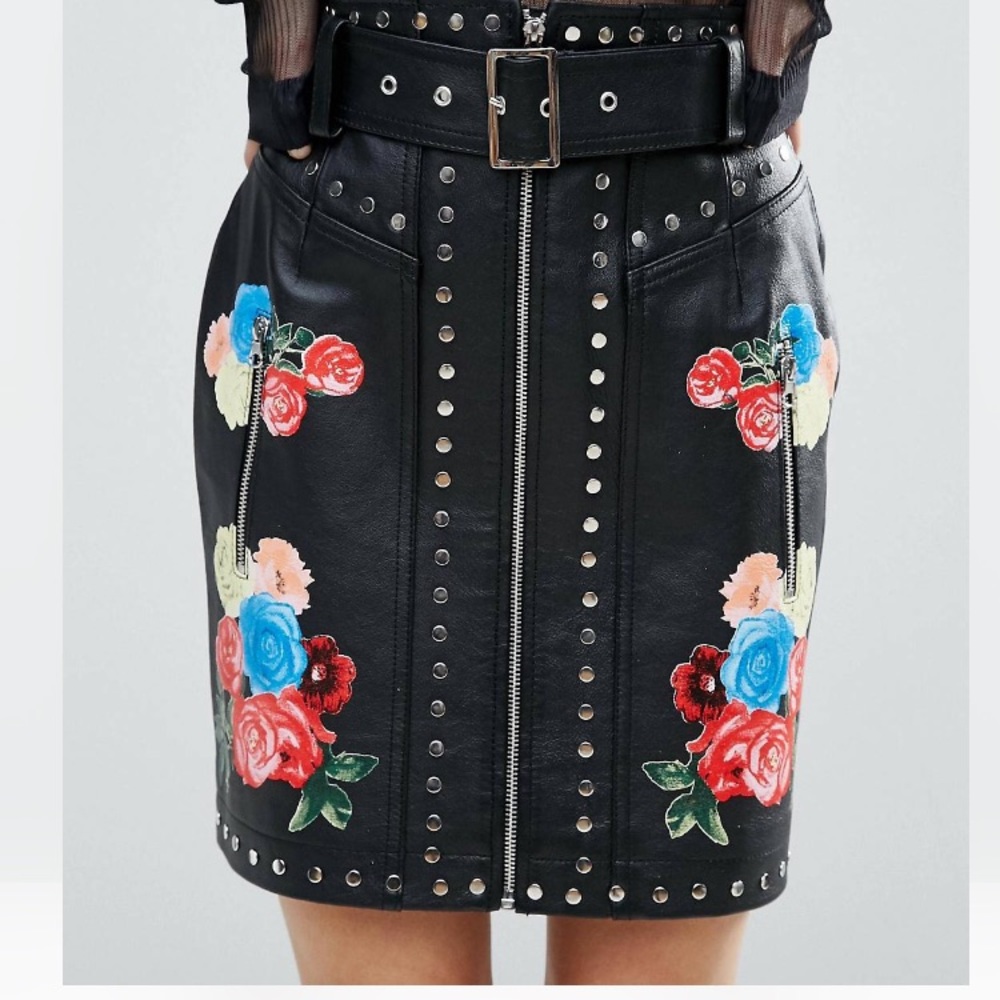 SOLD on Merc💔Leather skirt - Picture 2 of 3